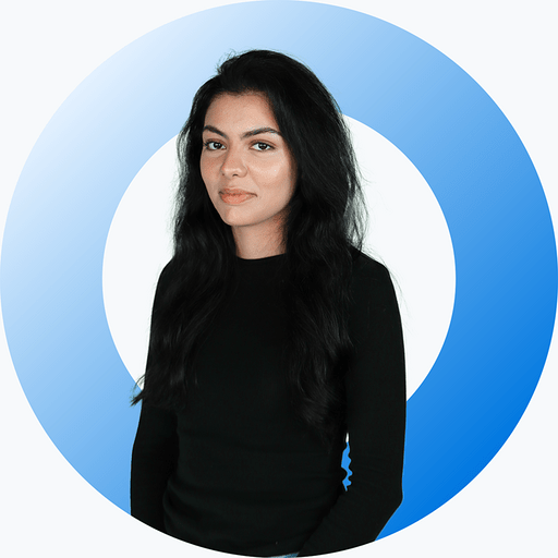 Niousha - Customer Happiness Officer